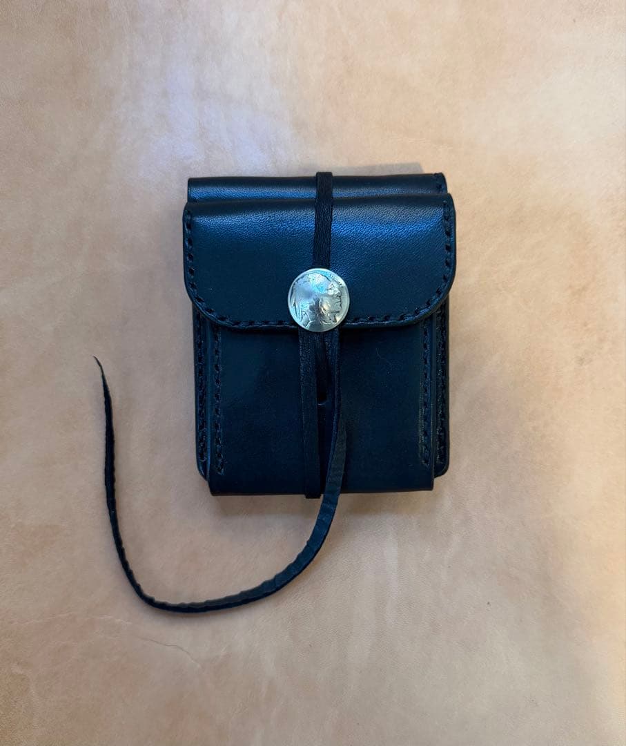 t*i様 ビルフォールドバタフライウォレット　サドルレザー ビーズカラーオーダー