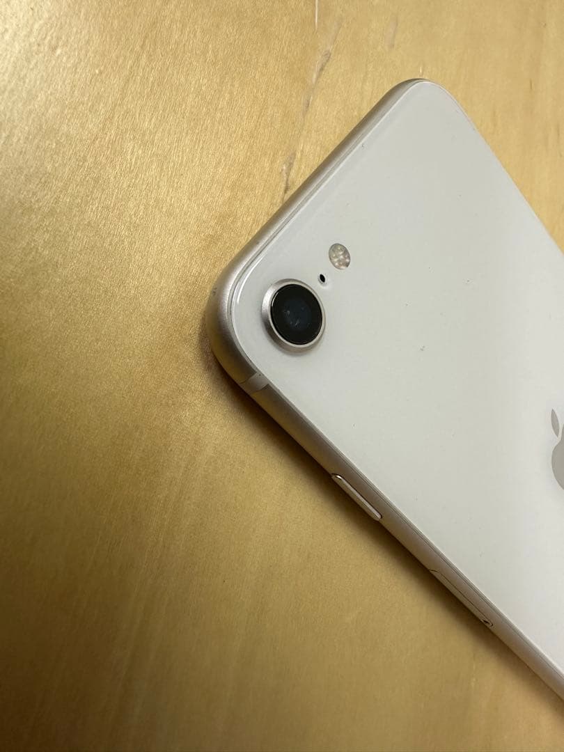 512gb Apple iPhone SE3（第3世代） ホワイト