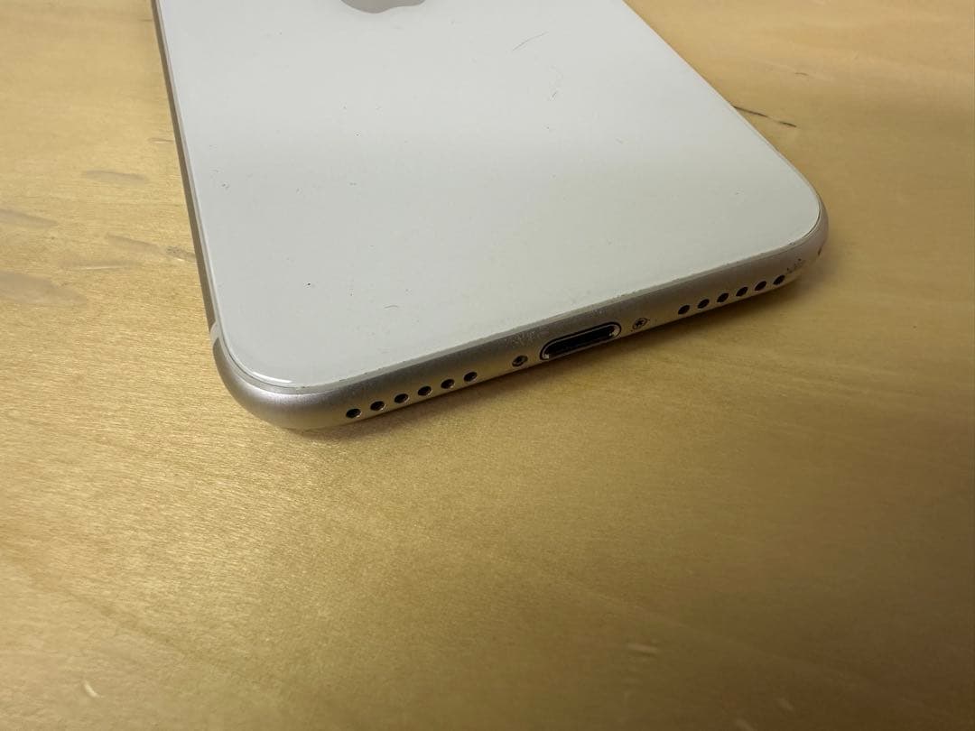 512gb Apple iPhone SE3（第3世代） ホワイト