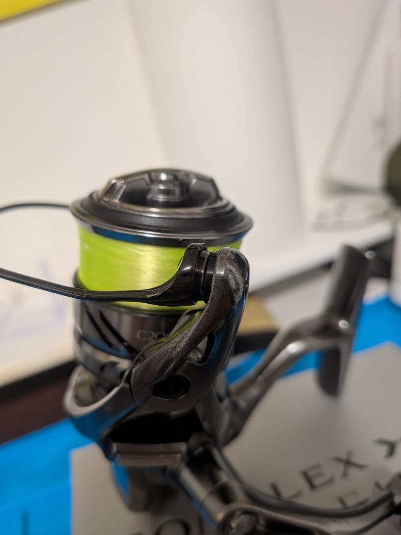 リール SHIMANO COMPLEX XR C2000 F4 HG