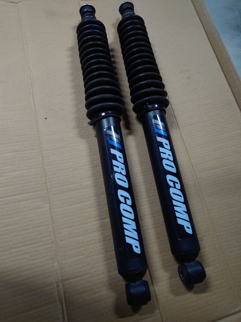 500キロ未満！PRO COMP ショックアブソーバー 92251X ジムニー