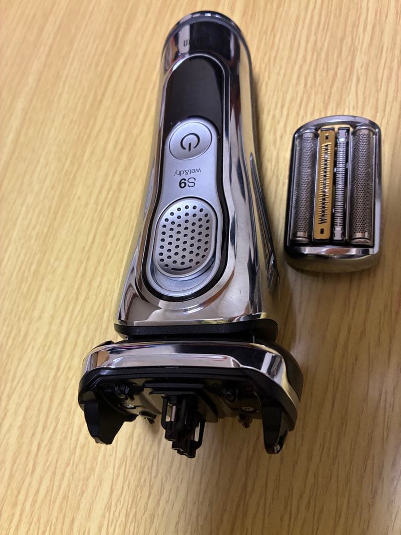 Braun シェーバーS9 wet&dry ➕洗浄液６個入り