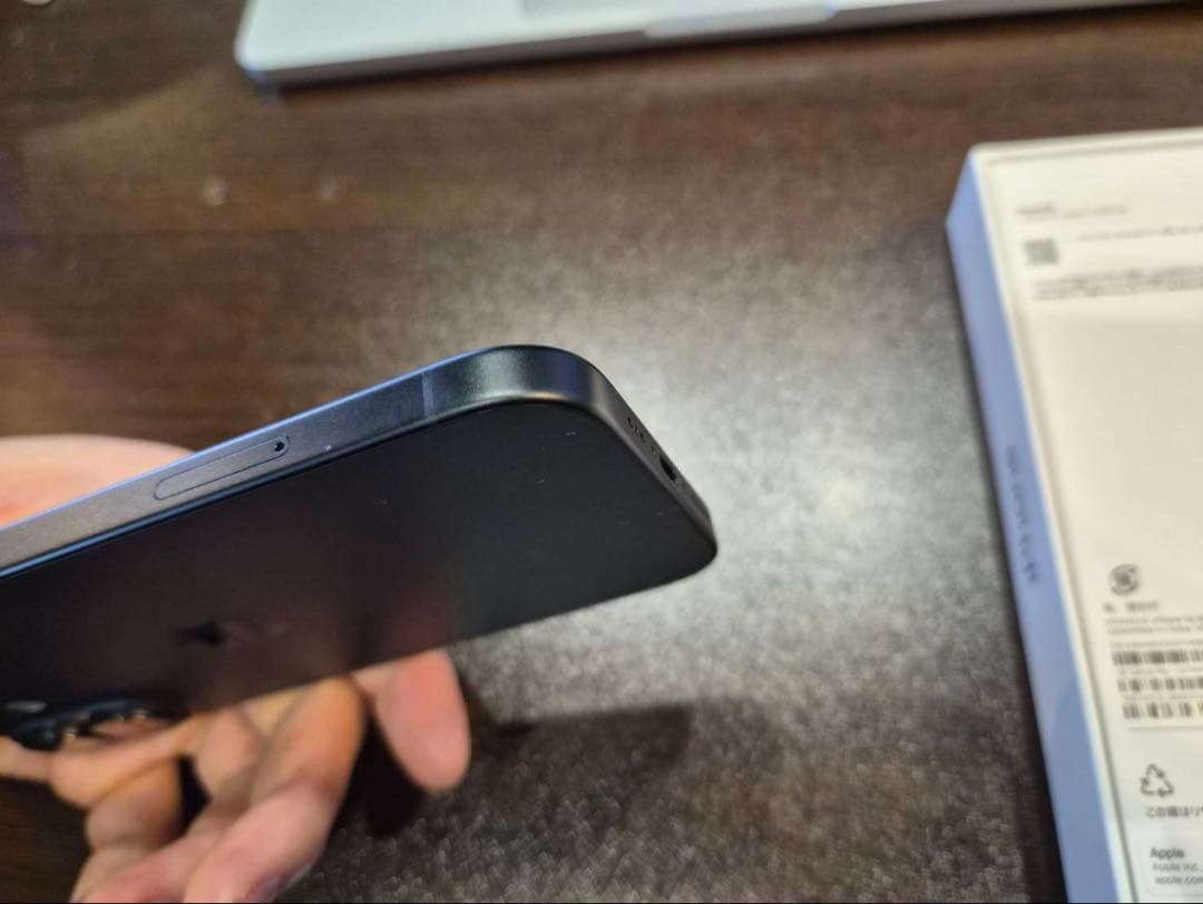 アップル iPhone 16 128GB ブラック