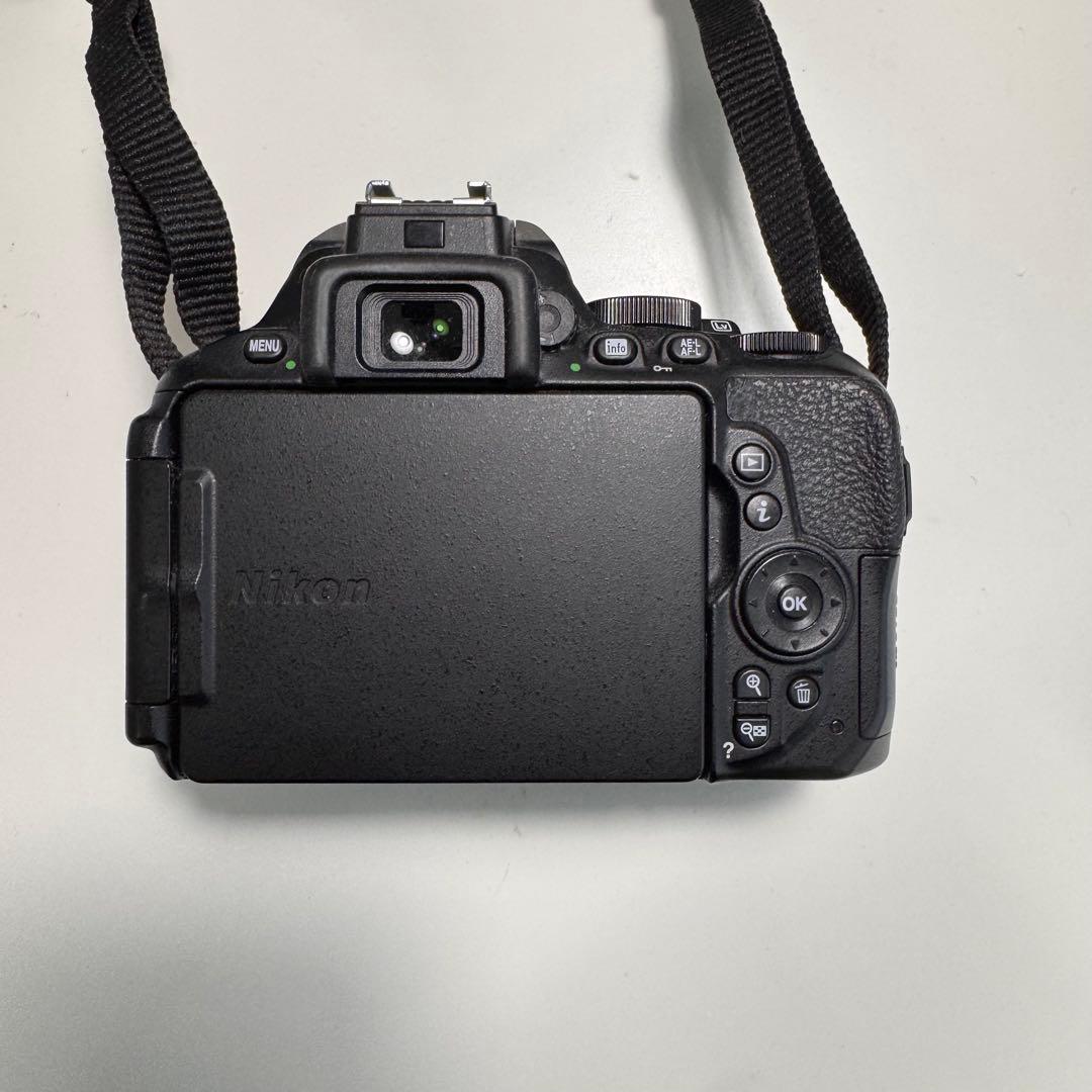 デジタルカメラ nikon d5600