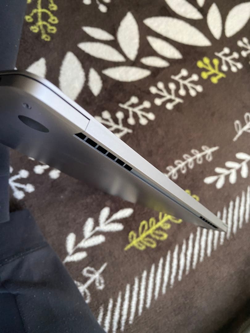 【極美品】MacBook Pro 2020 M1 256GB