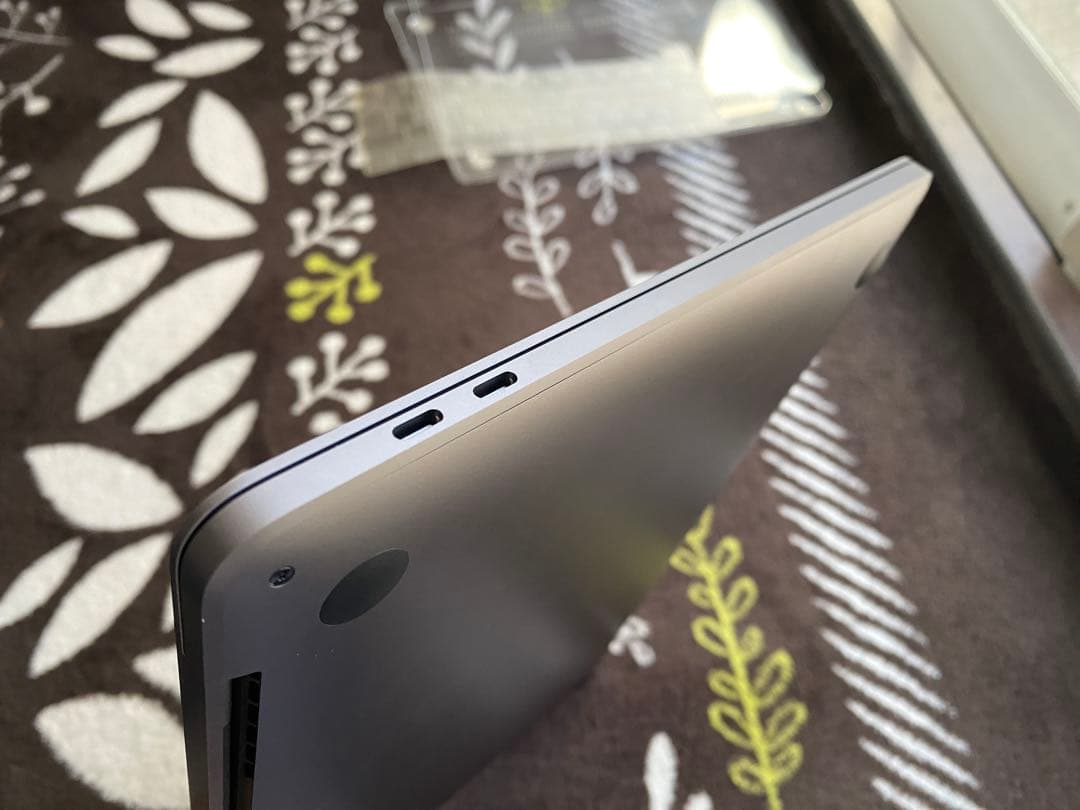 【極美品】MacBook Pro 2020 M1 256GB