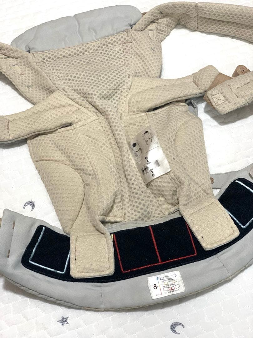 抱っこ紐　エルゴベイビー　オムニブリーズ　【サンドベージュ】