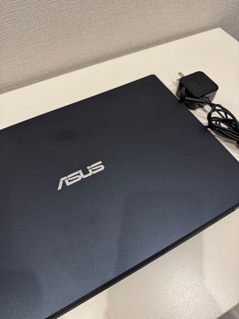 【新品同様】 ASUS ノートパソコン E510KA-N441BWS
