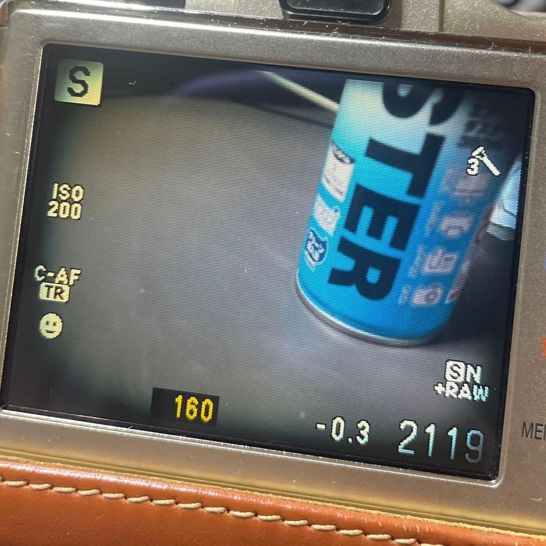 【訳あり・説明必読】OLYMPUSデジカメE-P2 レンズ・レザーホルダー付