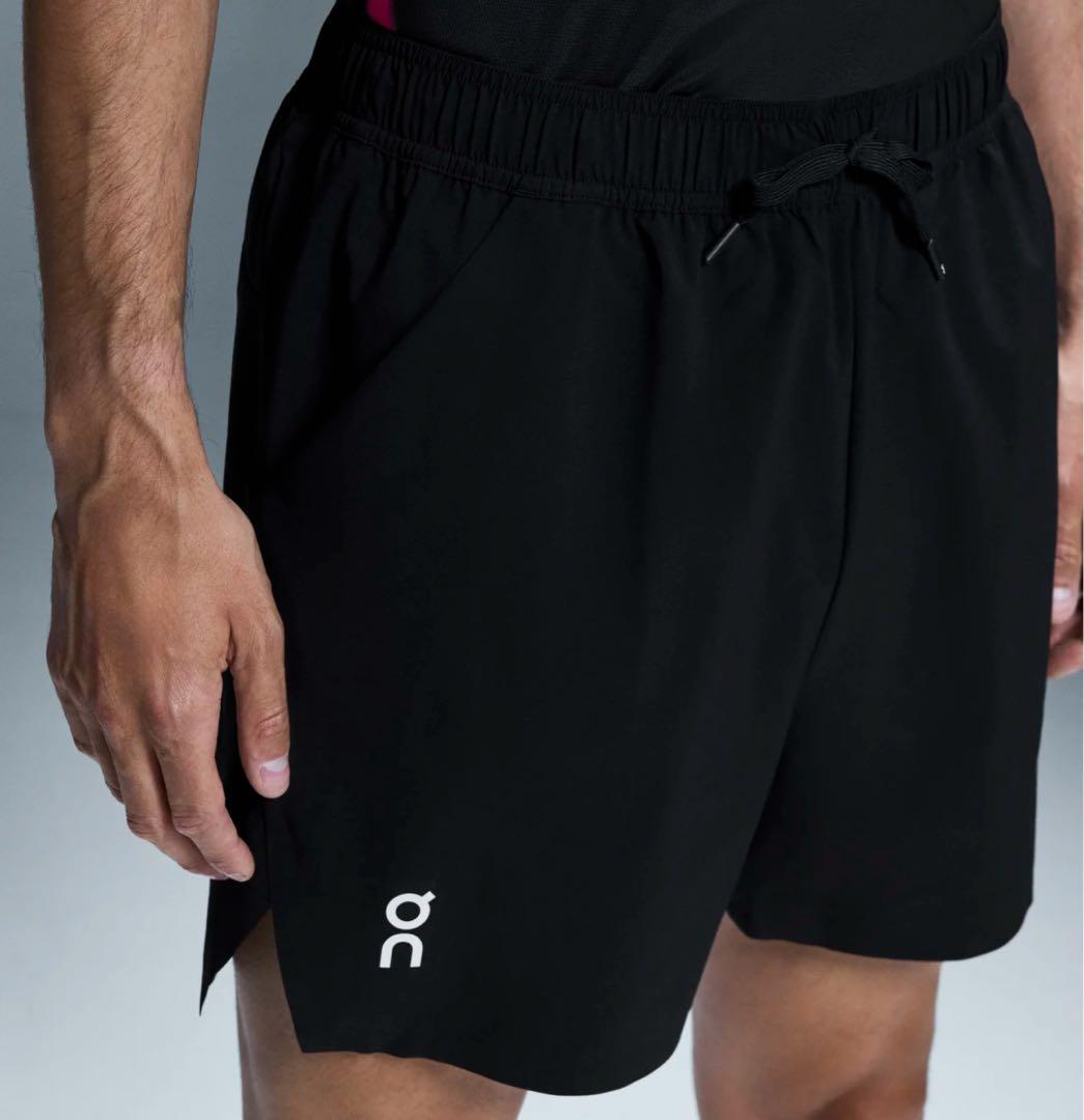 ON : Court Shorts 新品 . 未使用、サイズS、ブラック色