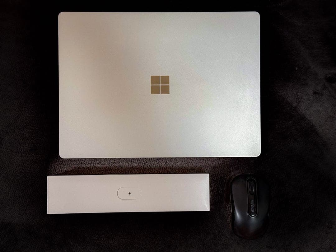 【美品】Surface Laptop (i5-7200U,4GB,128GB)