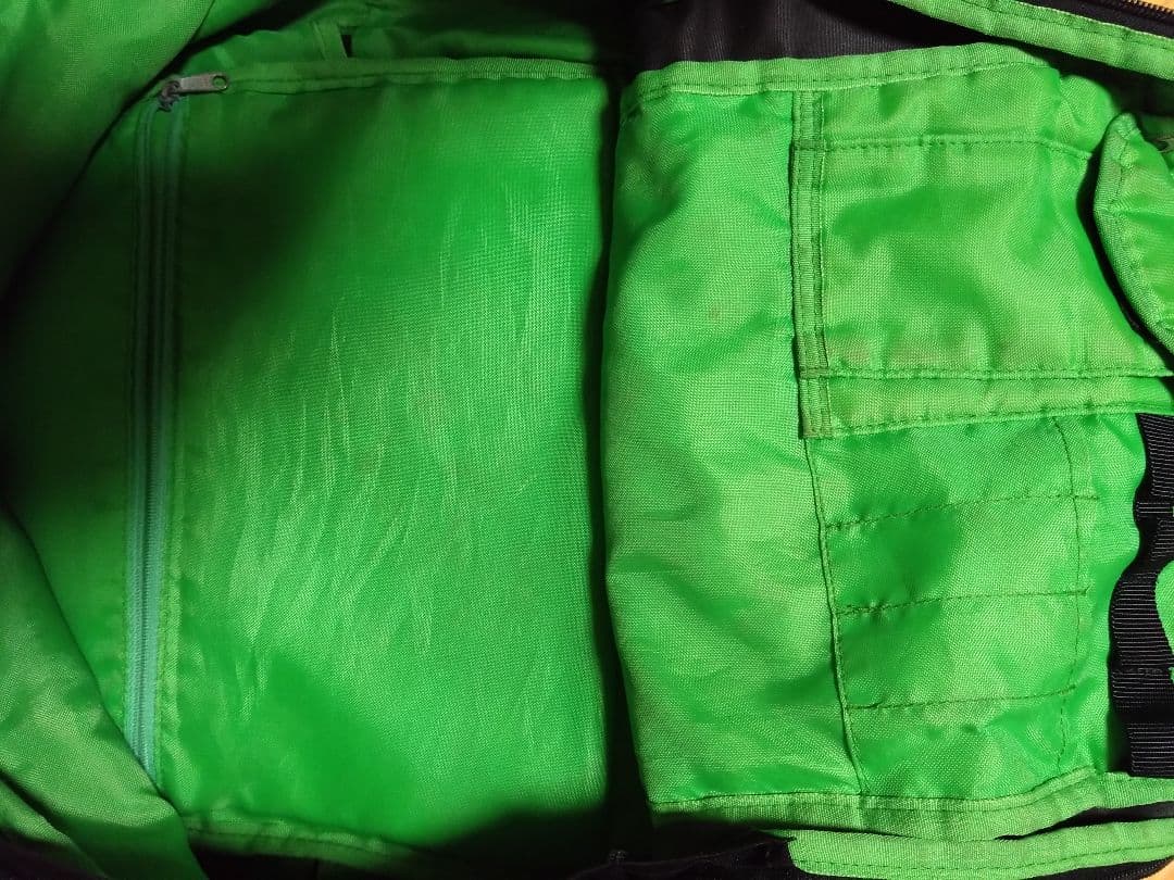 ballaholic 黒/緑 ボーラホリック リュック