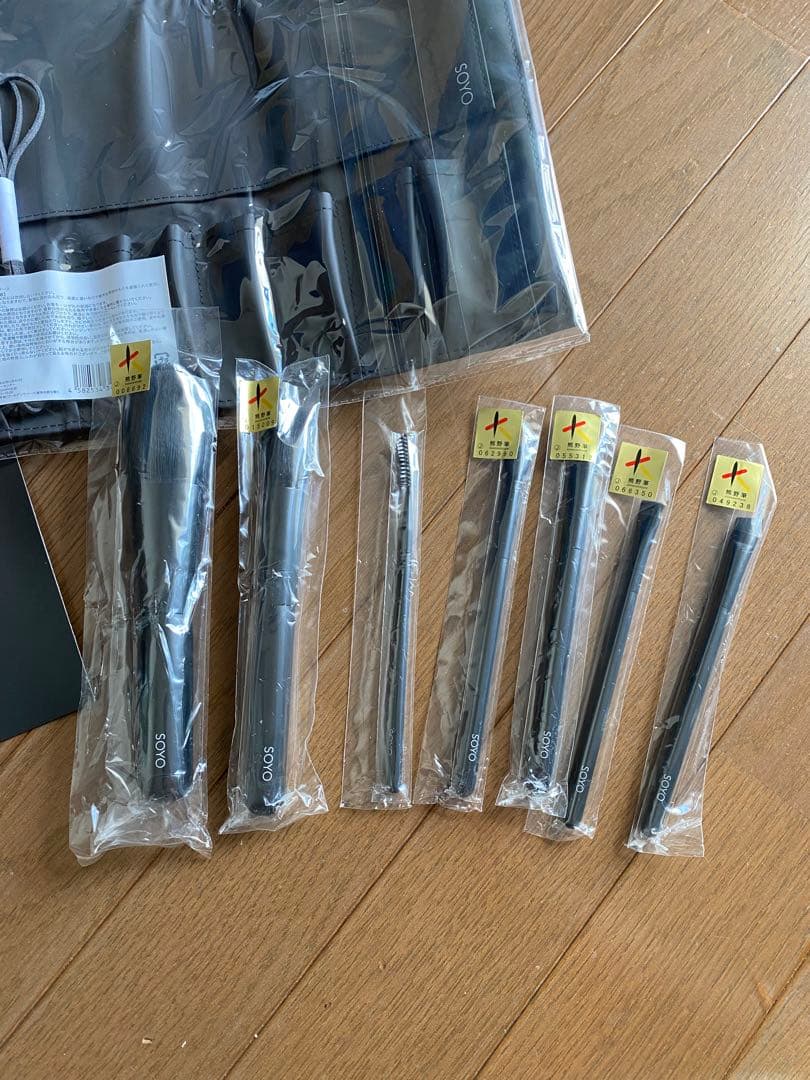 【いちごさん専用】SOYO メイクブラシセット 7本入り　新品