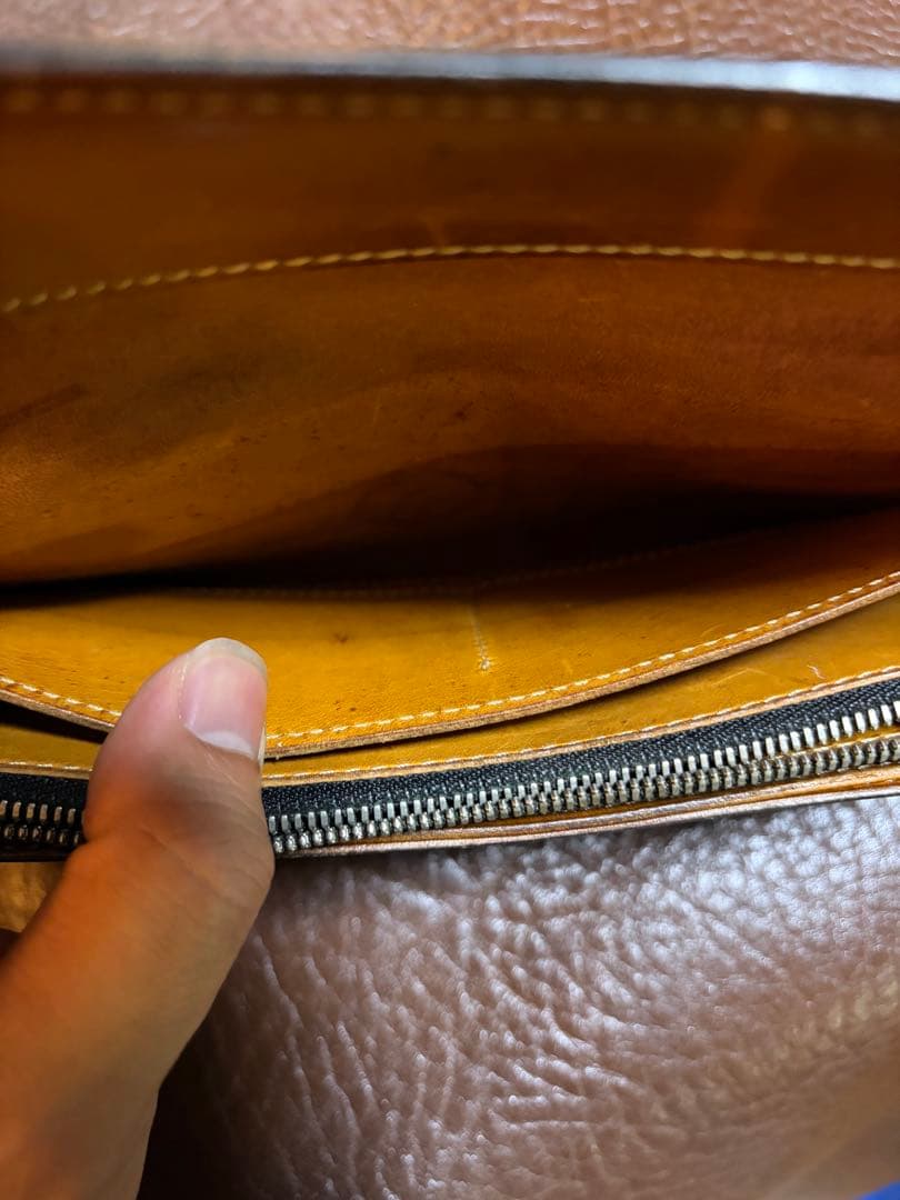 WILDSWANSワイルドスワンズ WAVE 長財布 難あり