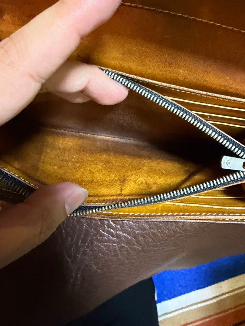 WILDSWANSワイルドスワンズ WAVE 長財布 難あり