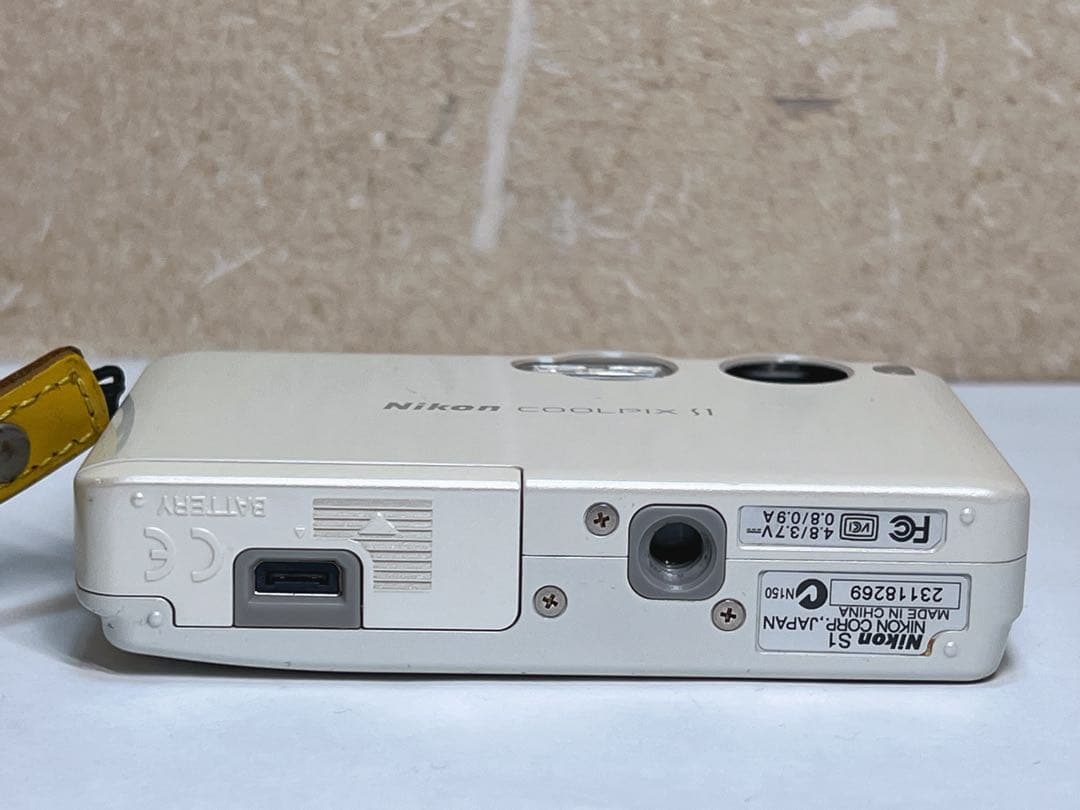 Nikon Coolpix S1 コンパクトデジタルカメラ