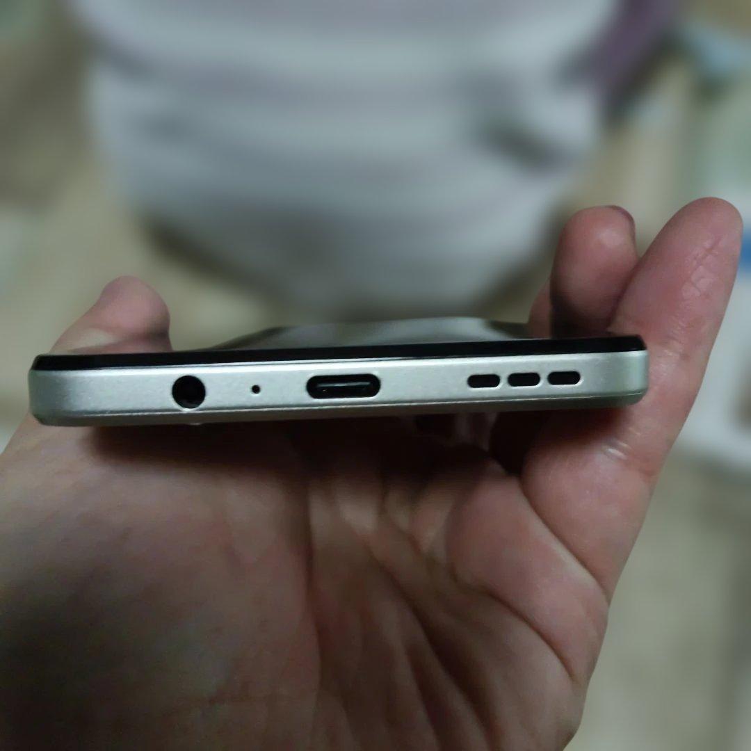 moto g64y 5G 128GB/4GB 本体 バニラクリーム SIMフリー