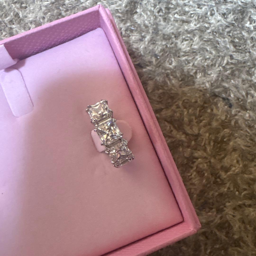 Swarovski スワロフスキー Millenia 、片耳イヤーカフ