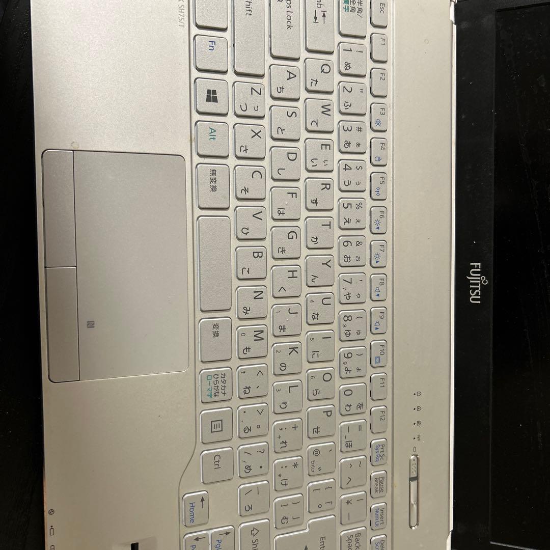 富士通 ライフブック SH75/T i5 5200U M8GB Win11