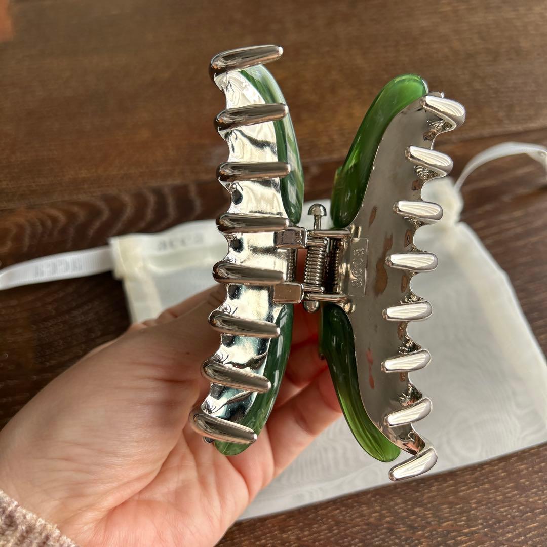 【お値下げしました】acca グリーン ヘアクリップ ラージ