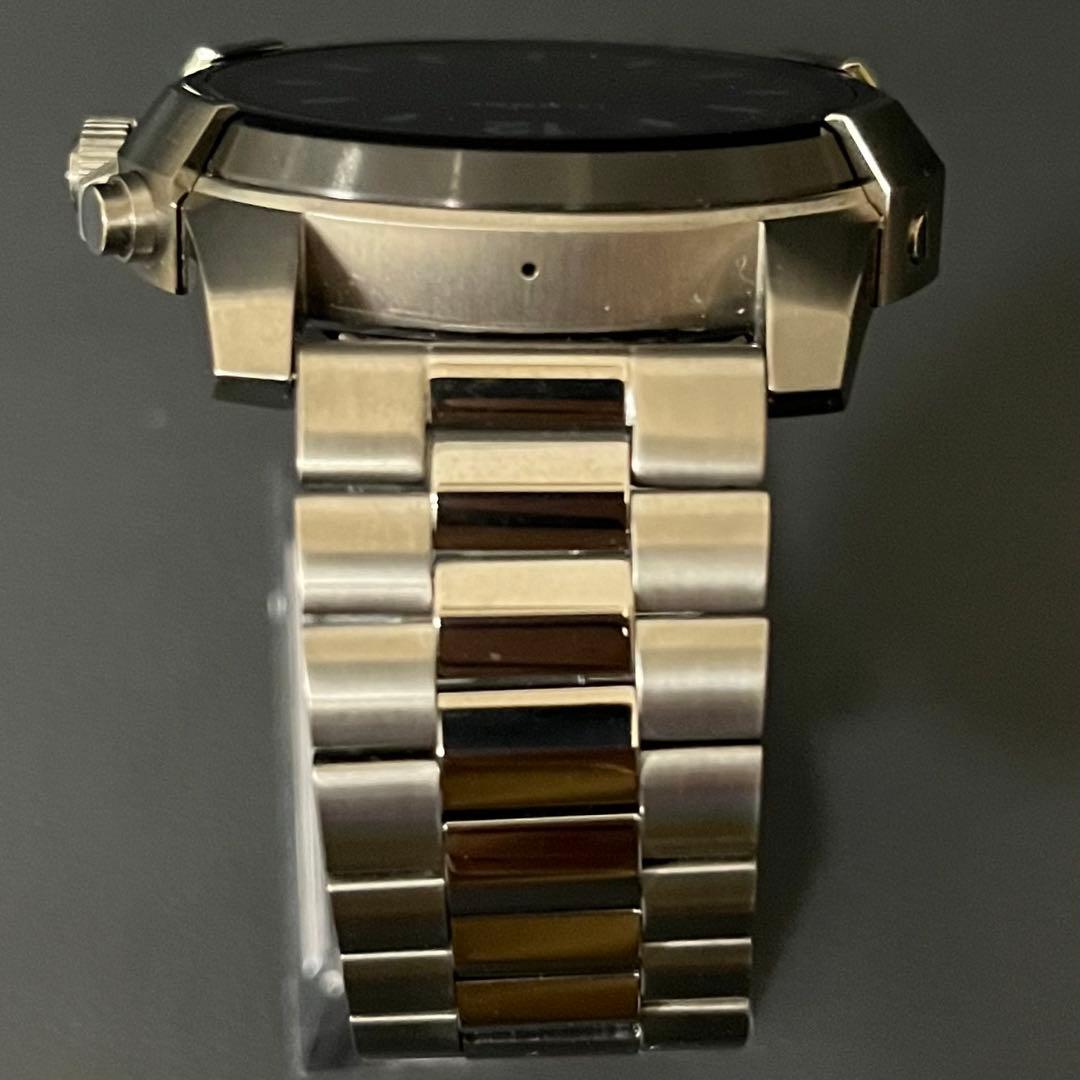 【トップガン/極美品/iPhone対応可】DIESEL DZT2004