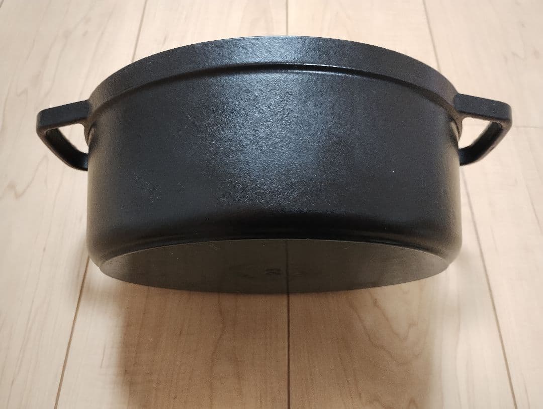 ストウブ　ココット　オーバル　STAUB LA COCOTTE 23cm 両手鍋