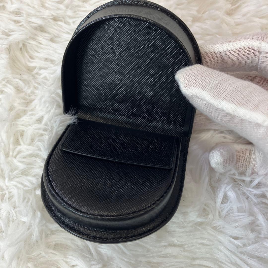 【極美品】PRADA プラダ サフィアーノ レザー 馬蹄型 ケース 小銭