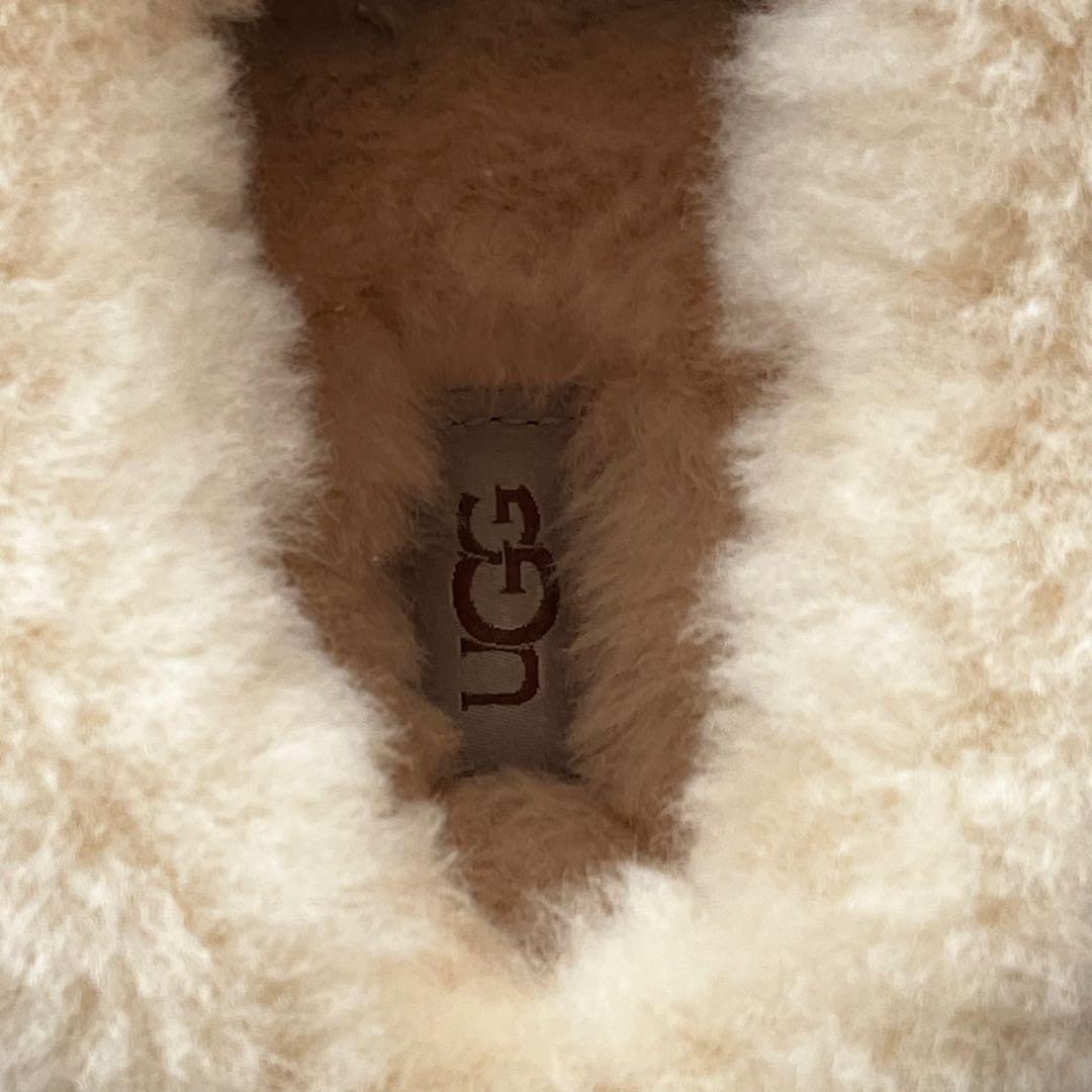 【新品未使用】UGG Tazzlita タズリータ　厚底　黒　25cm 08