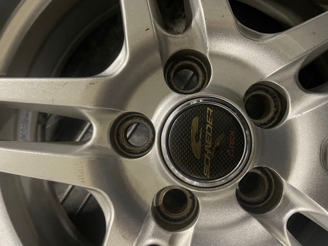 195/65R15 バリ溝　スタッドレスアルミセット 美品　トヨタ純正ナット対応