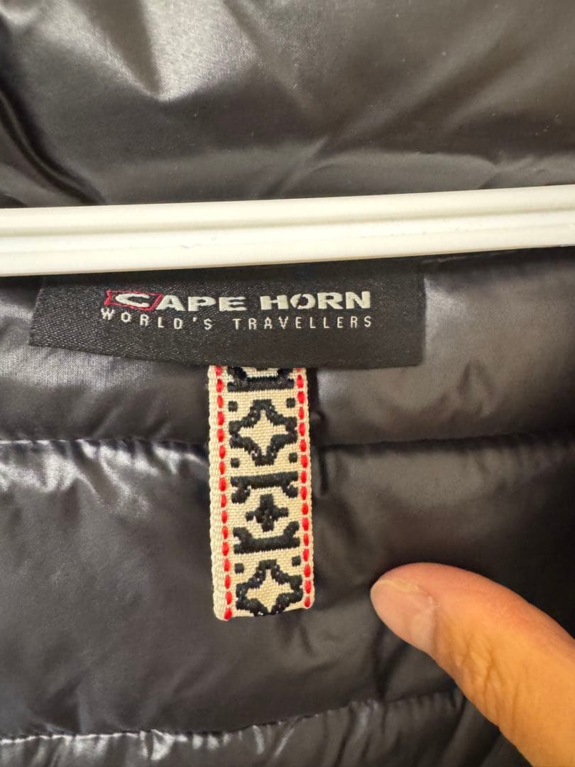 CAPEHORNダウンジャケット⭐︎使いやすい形⭐︎44 黒 フード付き