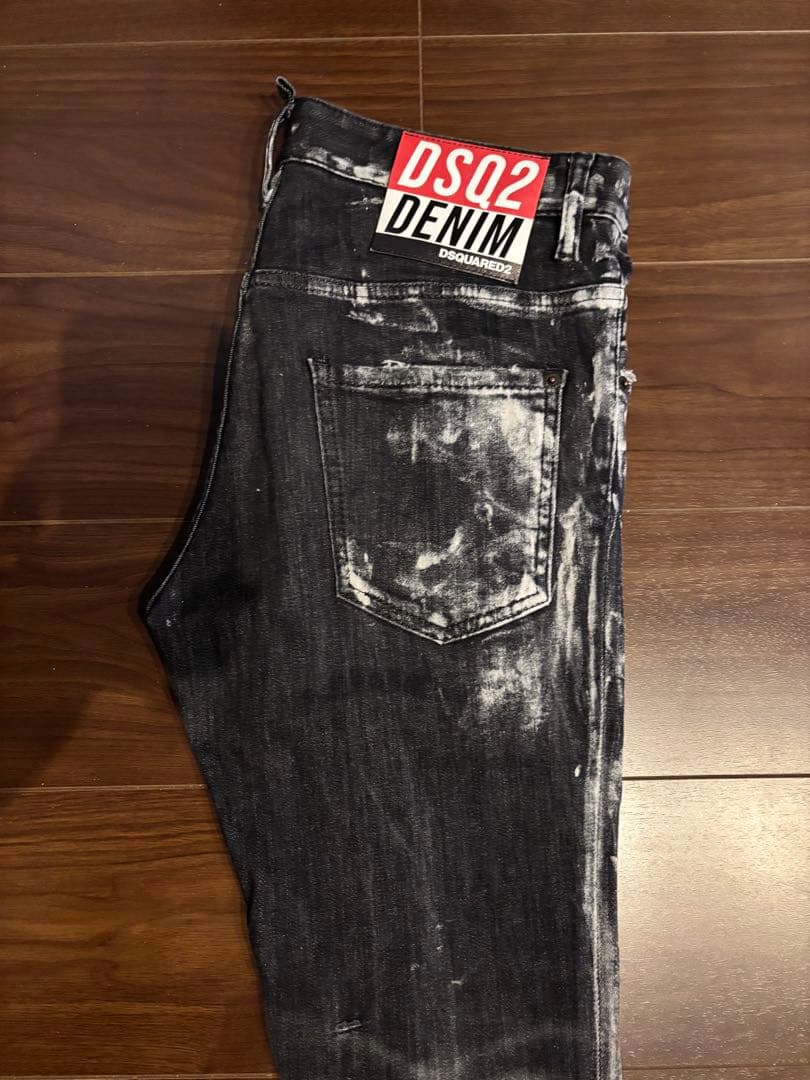 DSQUARED2 ディースクエアード スーパーツインキー46