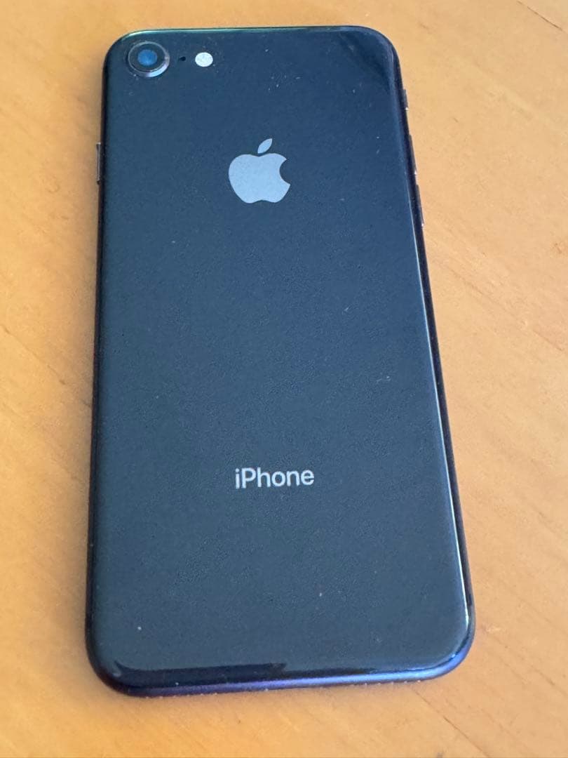 iPhone 8 256GB SIMフリー スペースグレーの中古品