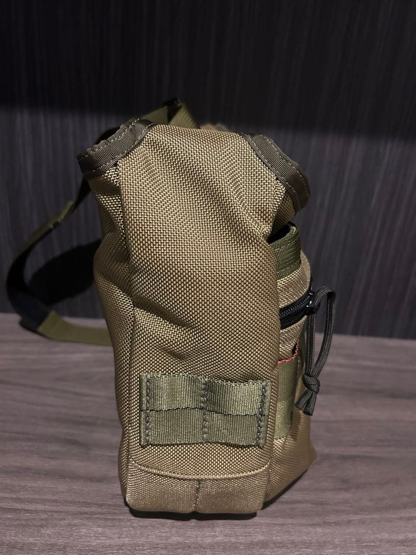 BRIEFING DAY TRIPPER Sショルダーバッグ限定復刻カラー