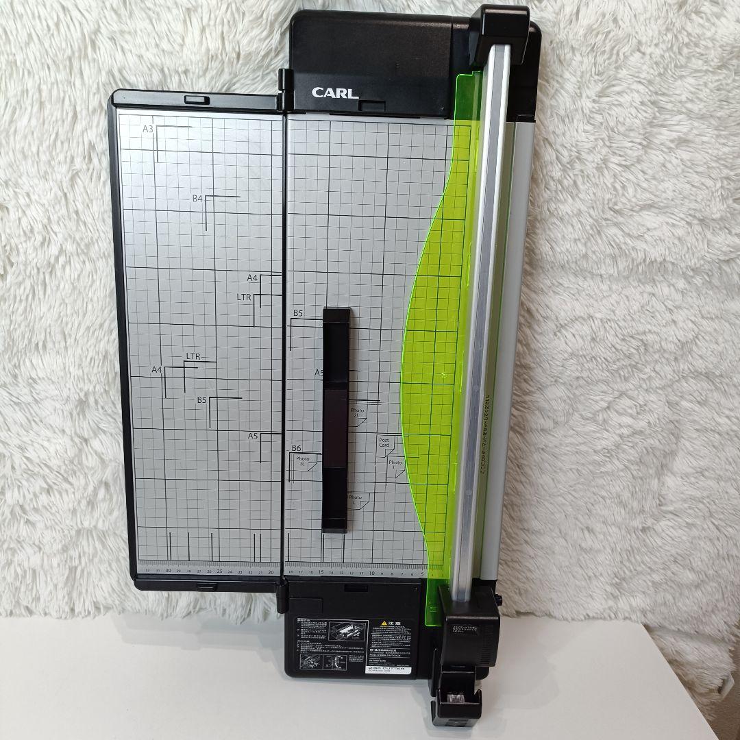 CARL 裁断機 A3対応 50枚裁断 DC-F5300　カッターマット4本付