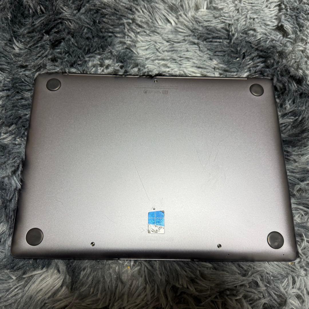 Huawei MateBook X 13 i5 8GB 256GBスペースグレイ