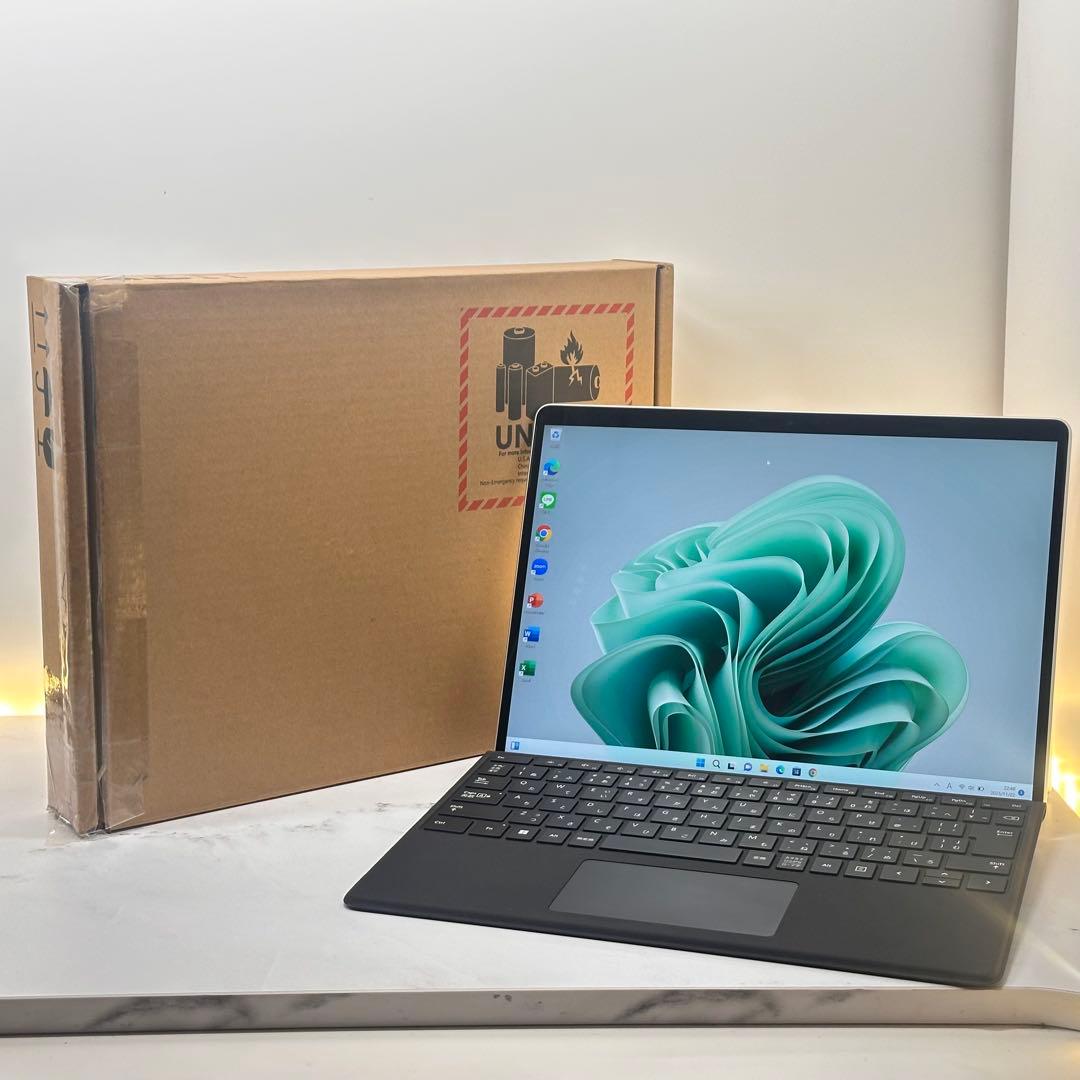 【準新品】【化粧箱付】Surface Pro9 Corei5/8GB/256GB