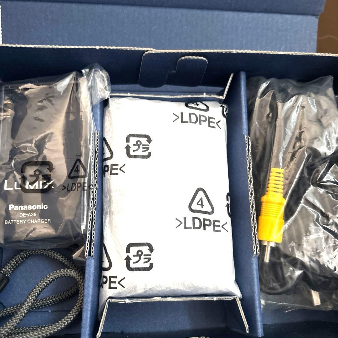 デジタルカメラ　LUMIX Panasonic DMC-ＦＸ55