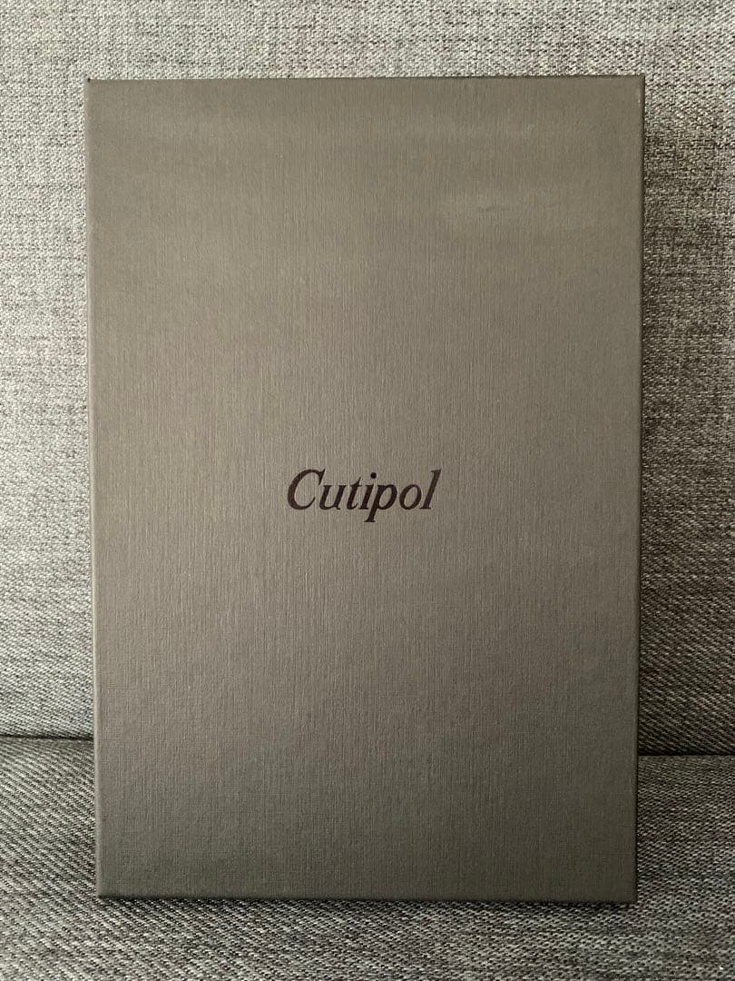 新品　未使用品　Cutipol(クチポール) GOA ピンク ゴールド