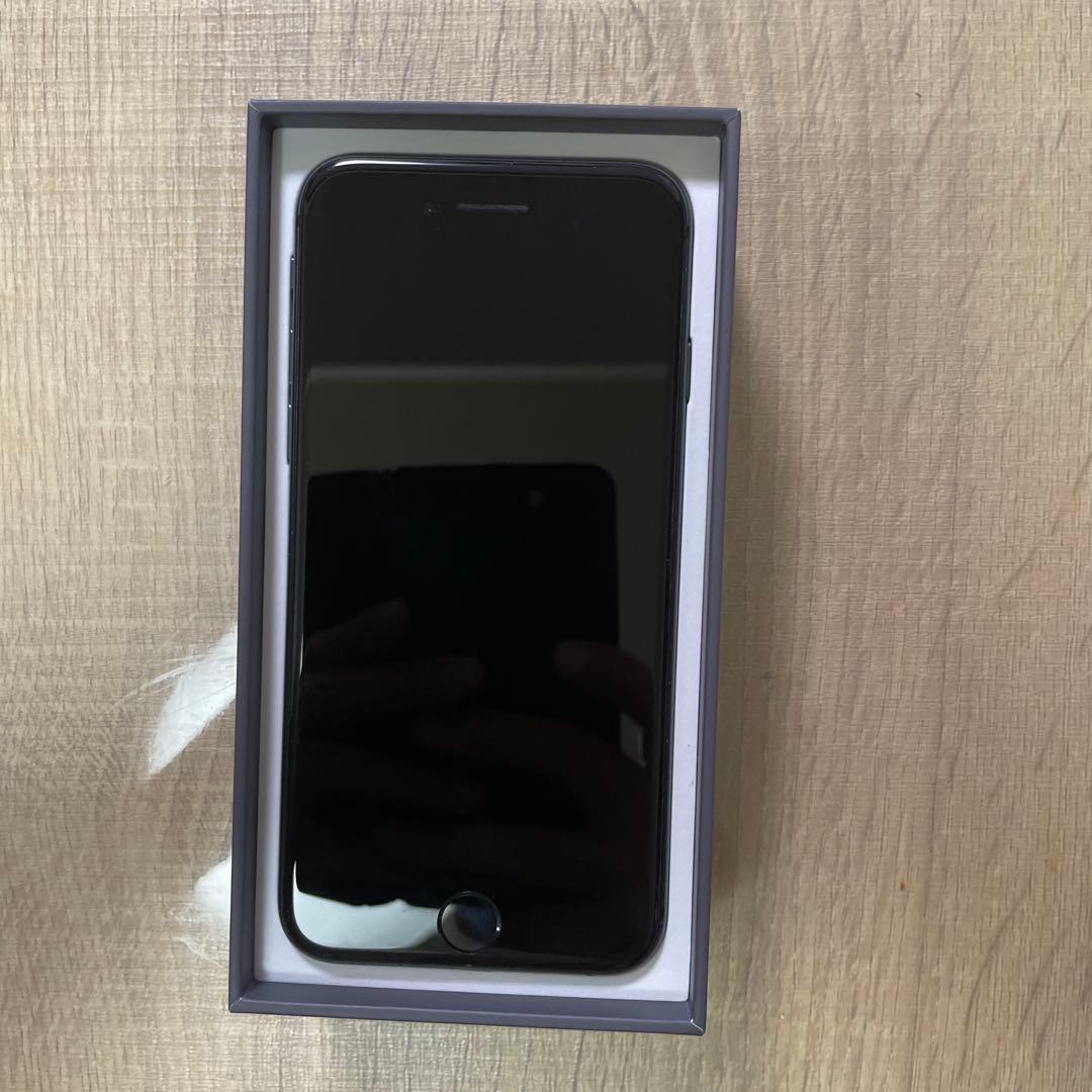 iPhone8 64GB スペースグレー