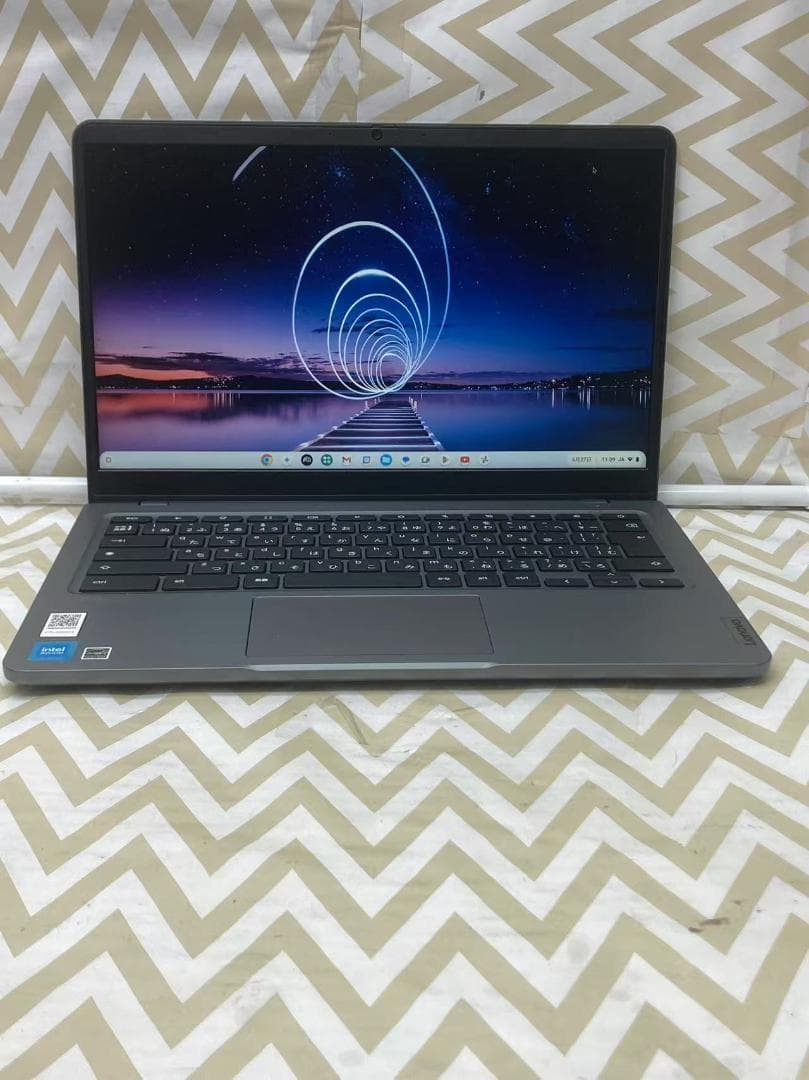 ほぼ新品 レノボ 14e Chromebook Gen3 4GB 64GB