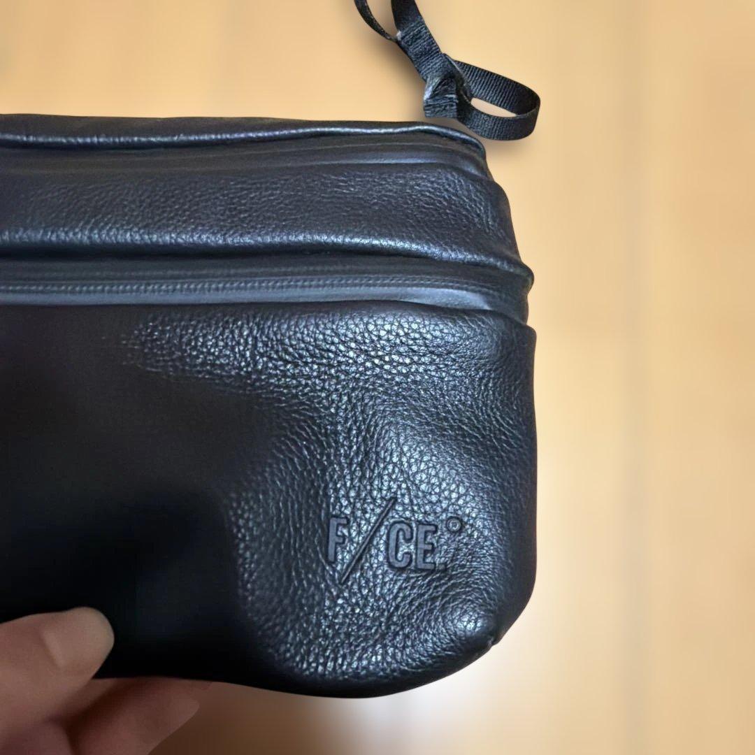 ®*️様 F/CE® ブラックショルダーバッグ