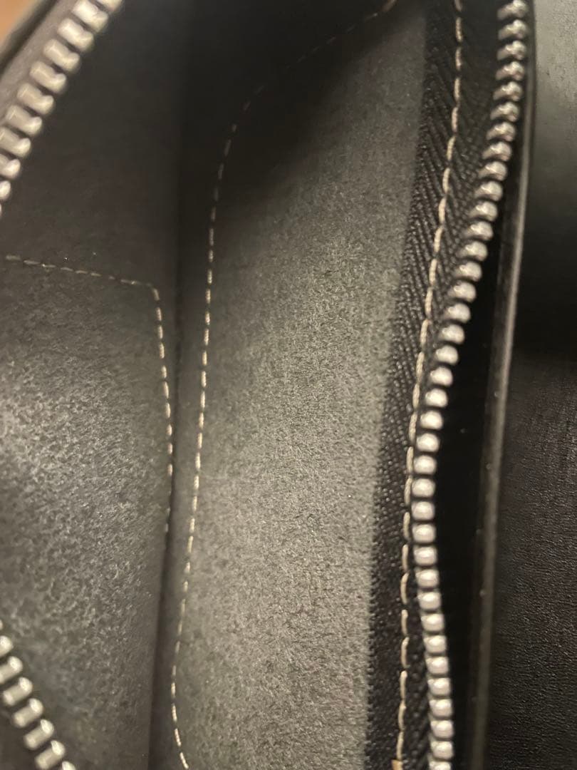 BIGHAND コンチョ付きロングウォレット　長財布