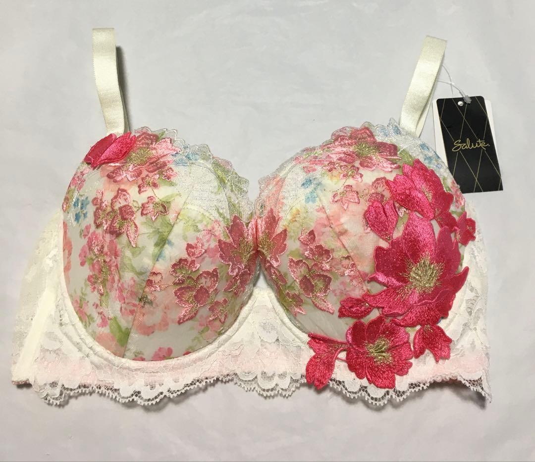 新品　ワコール　サルート 01G 店舗限定　ブラジャーF75 ソングL