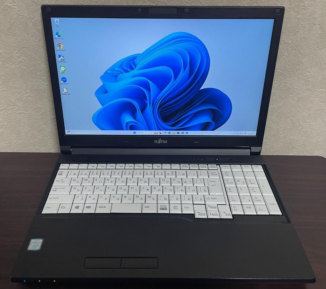 Win11 LIFEBOOK 第7世代i3 メモリ8GB SSD250GB