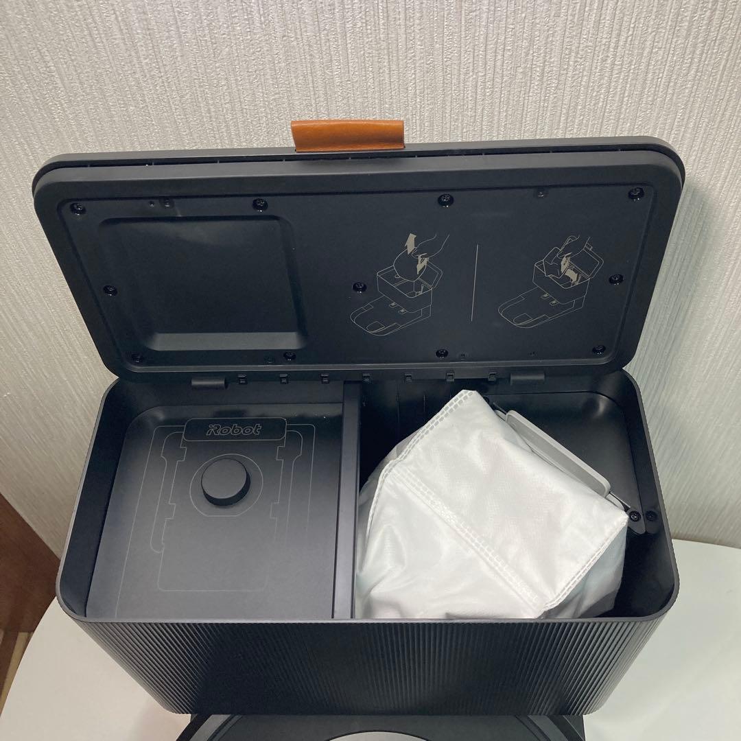美品　使用回数11回　最上位モデル　ルンバj5＋　水拭きモップなし