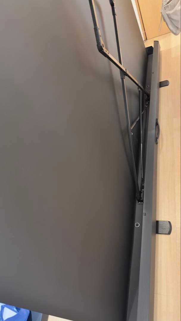 110インチ 自立型プロジェクタースクリーン 16:9