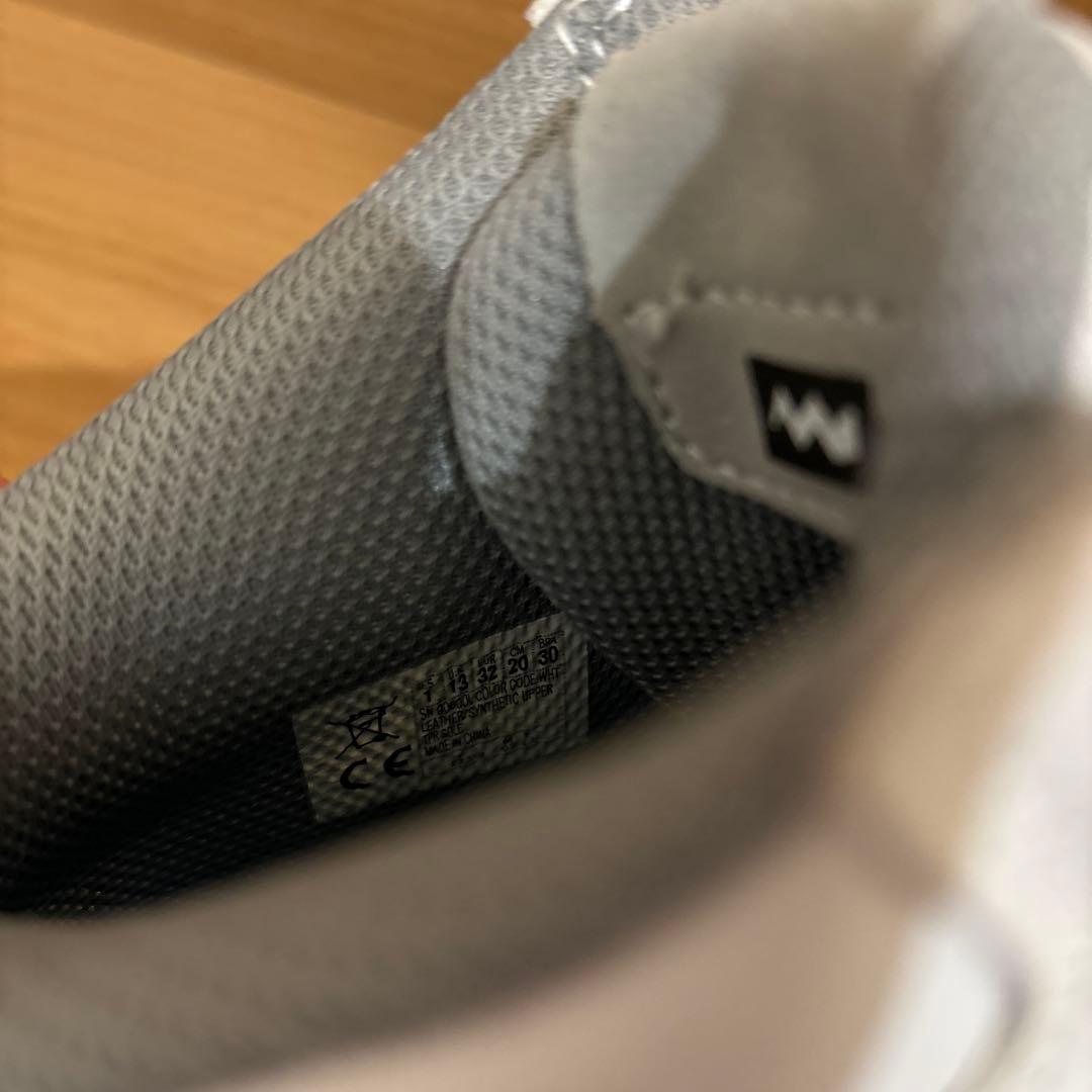 ⭐️新品未使用⭐️ スケッチャーズ　7色に光る靴　ハイカット　20センチ