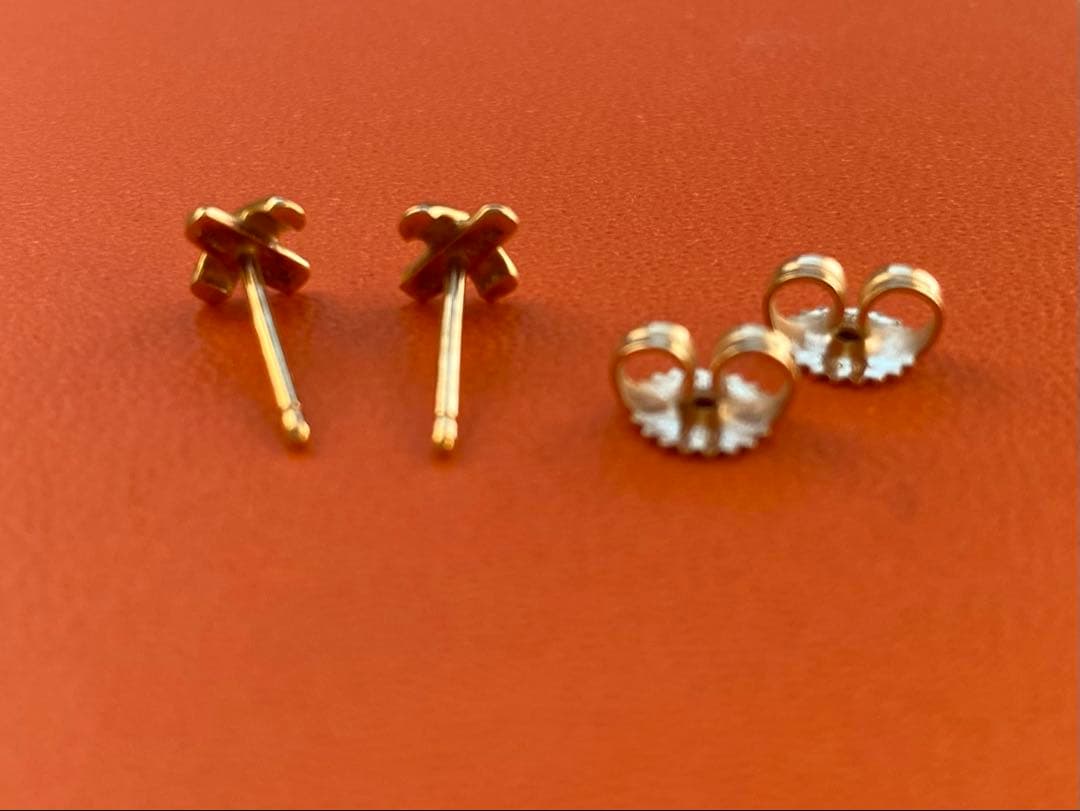 美品 ティファニー クロスステッチ ピアス K18 YG キス シグネチャー