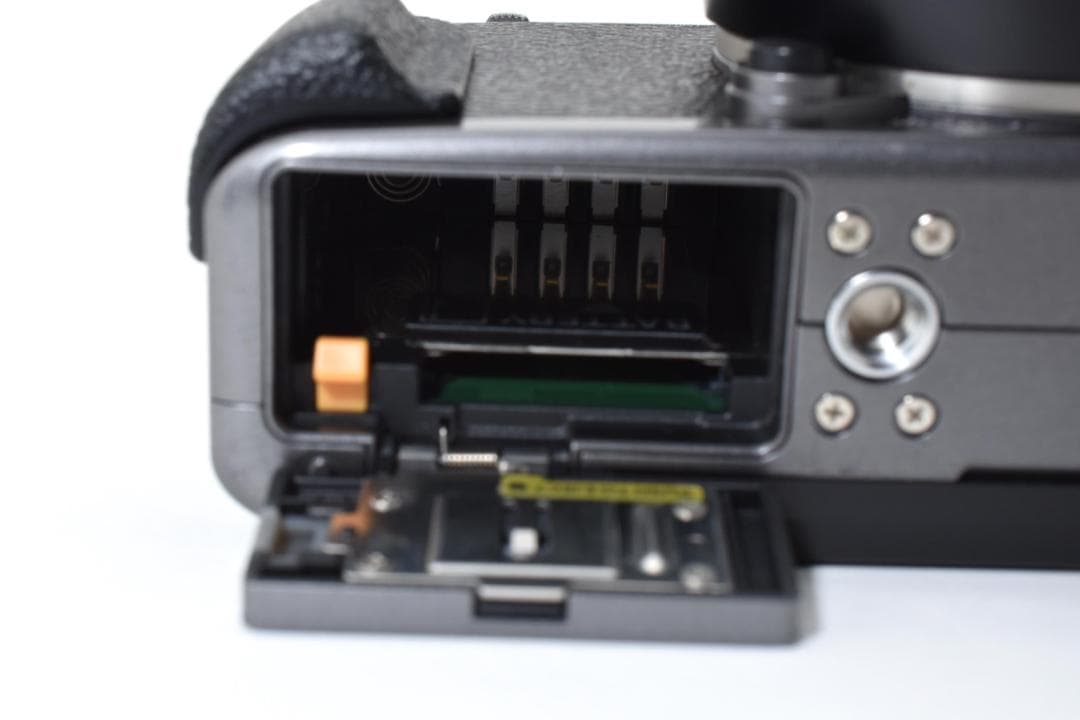 【美品】FUJIFILM X-T100 レンズキット ミラーレス一眼 Wi-Fi