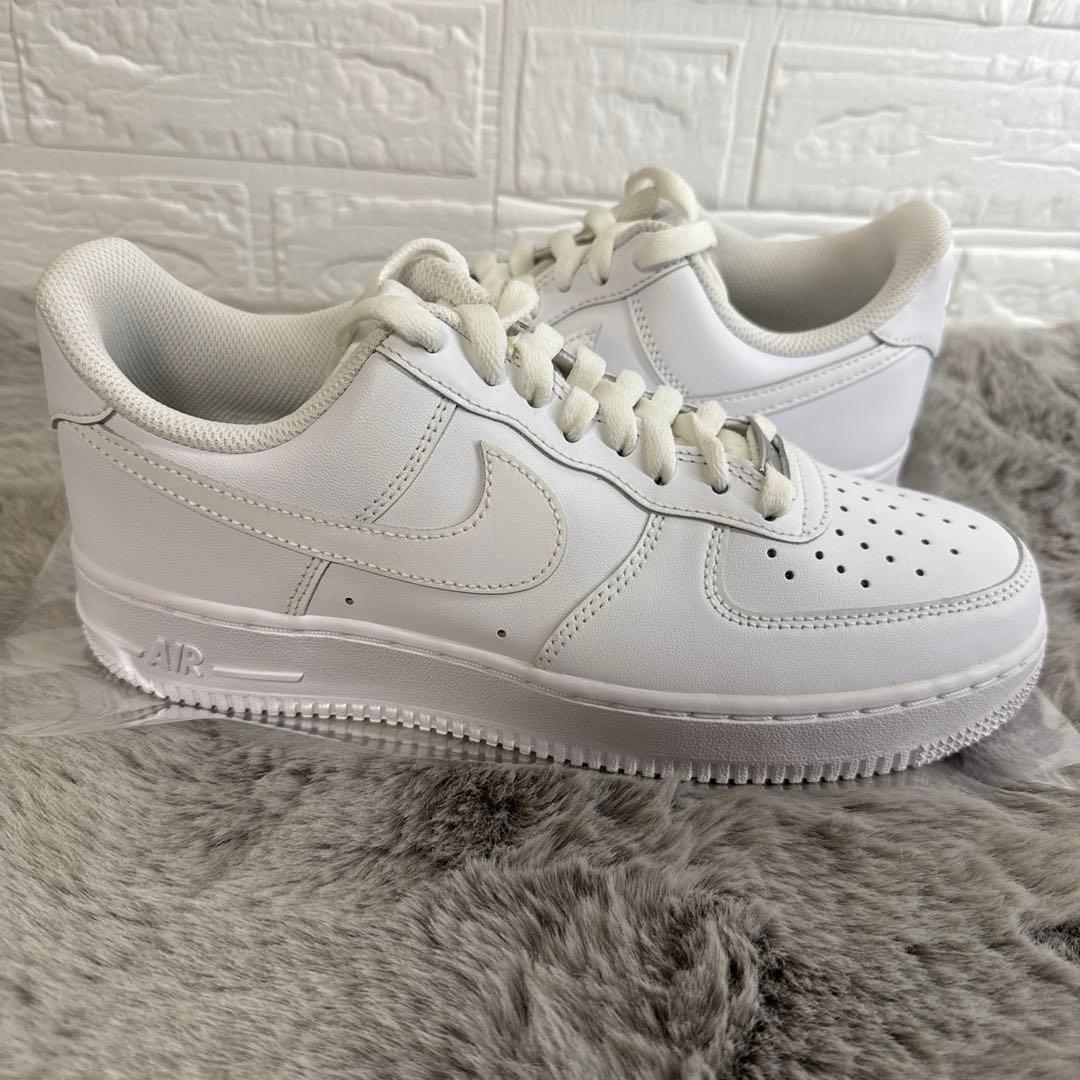 NIKE ナイキ　エアーフォース1 ホワイト　25.5cm